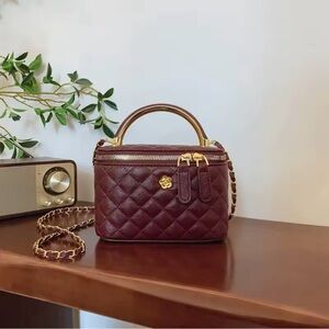Elegant Burgundy Quilted Handbag